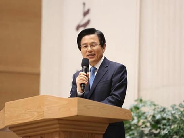 ‘보수 개신교도’ 무기 쥔 황교안의 한국당 입당