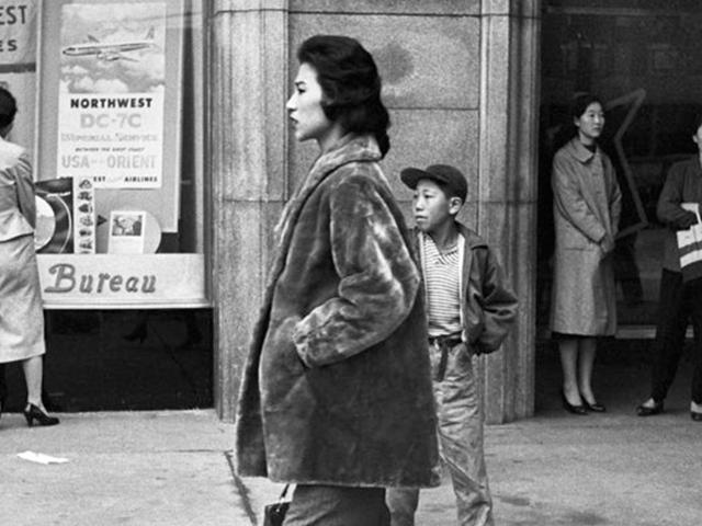 1950~60년대 서울에 이런 멋쟁이들이…누구의 사진일까