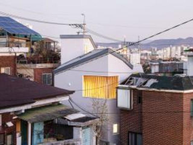 마당 같은 옥상이 있는 도심 목조주택 ‘호와원’