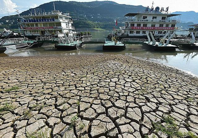중국 쓰촨 가뭄과 전력난