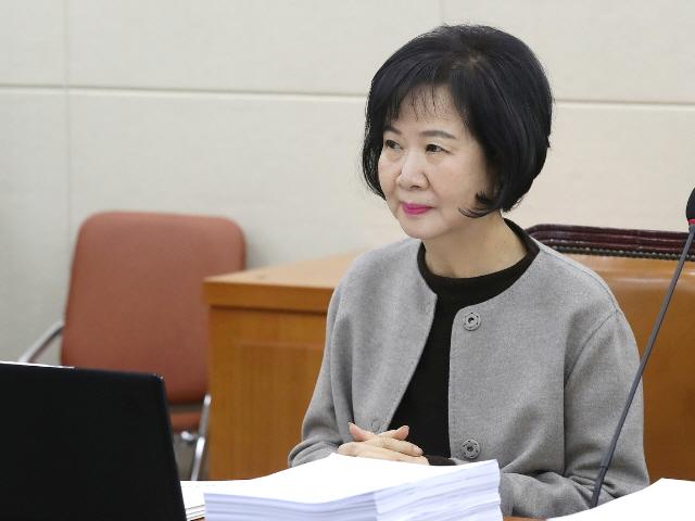 손혜원 "부친 유공자 신청, 큰오빠가 전화로 진행"