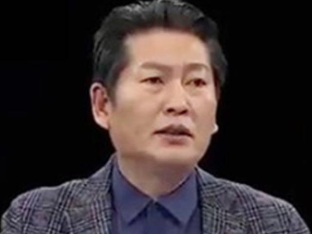 민주당 “강효상 의원 <strong>제명</strong>” 야당 “정청래 시청자 우롱”