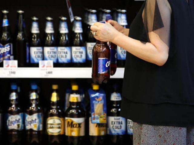 맥주 종량세 전환…'수입 맥주 4캔 1만원' 유지될까?