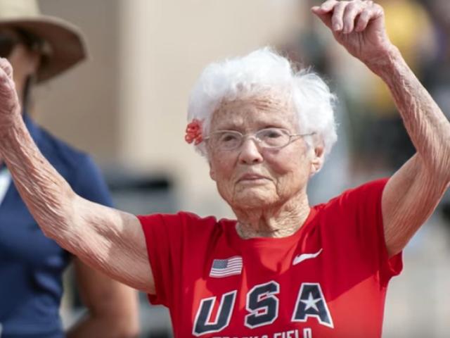 "103세에도 해낼 수 있답니다"…달리기 대회 우승한 할머니