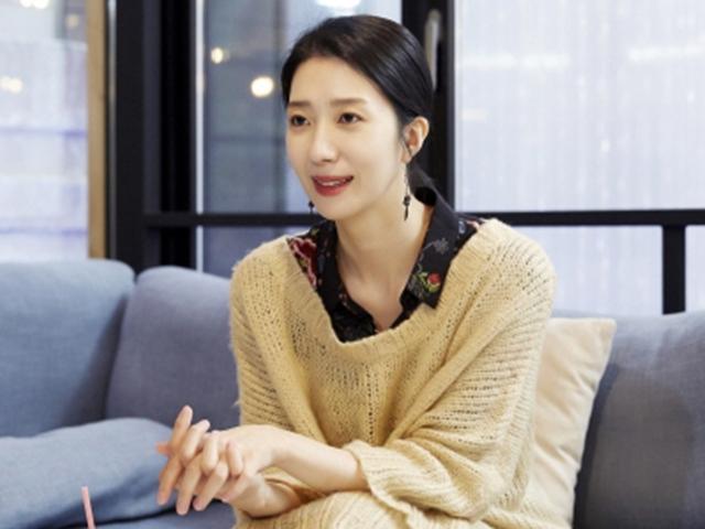 뮤지컬 <스위니토드>의 러빗부인으로 새로운 모습 선보인 배우 김지현
