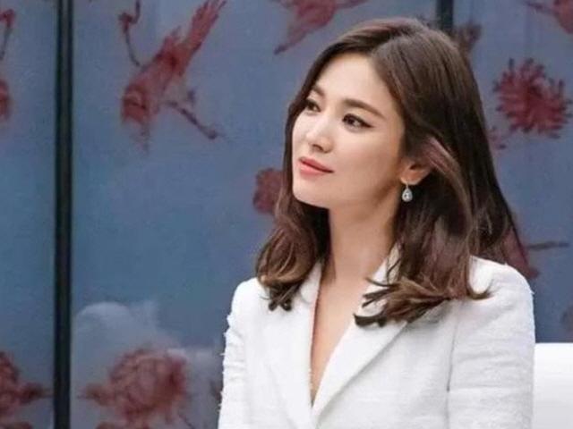 송혜교 결혼반지 다시 꼈다?…중국발 어이없는 가짜뉴스