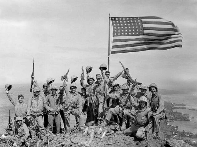 2차 세계대전의 승리를 상징하는 2개의 사진과 뒷 이야기