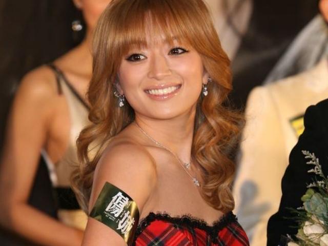 日가수 하마사키 아유미, 42살 <strong>미혼</strong>에 둘째 임신 “아빠는 같아”