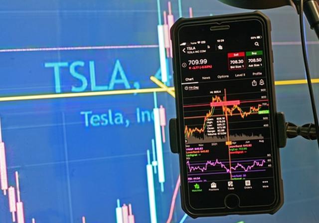 애플과 테슬라에 투자하면서 30%가 넘는 고배당률을 지급하는 ETF _ APLY TSLY