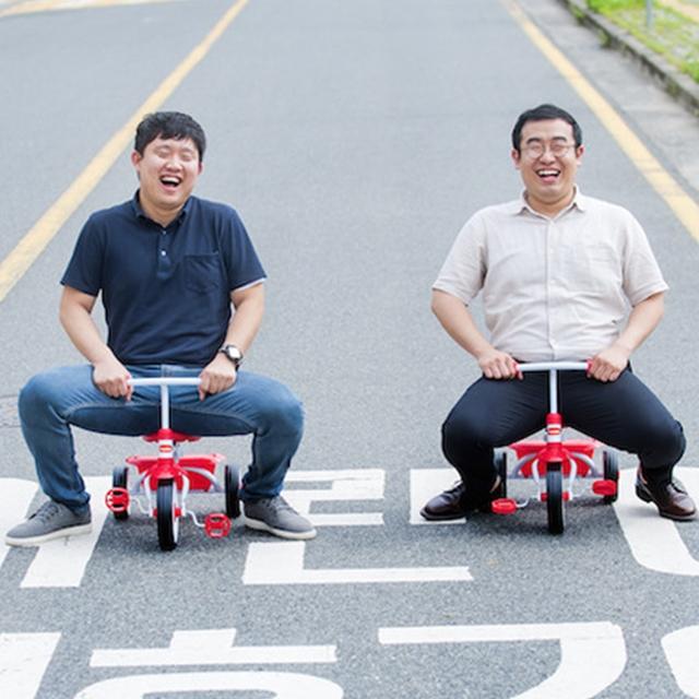 <strong>날개</strong> 없는 천사 코끼리 공장장, 장난감을 나누다