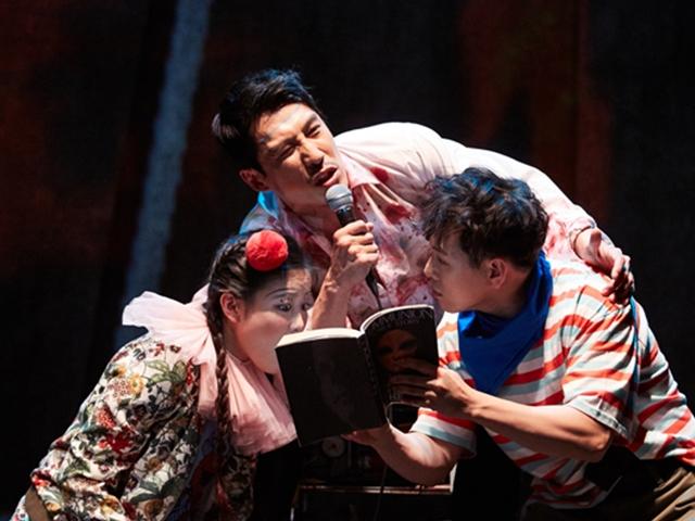 오늘에 와서야 더욱 명확하게 다가오는 메시지, '지구를 지켜라'