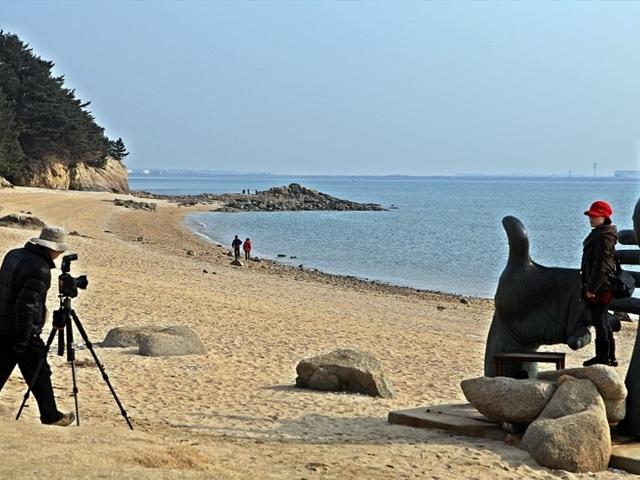 모도에서 예술의 향기 속에 머물다