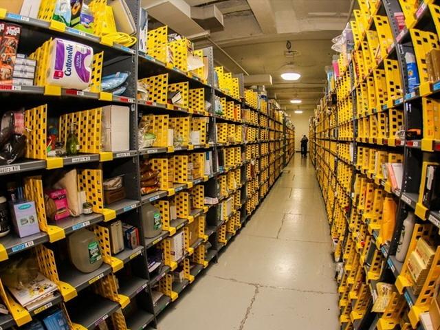 아마존이 창고에 상품을 뒤죽박죽 보관하는 이유