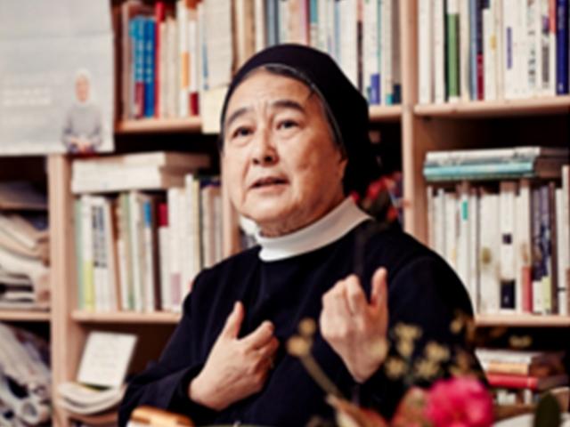 이해인 수녀 “먼저 대접해야 행복이 밀려옵니다”