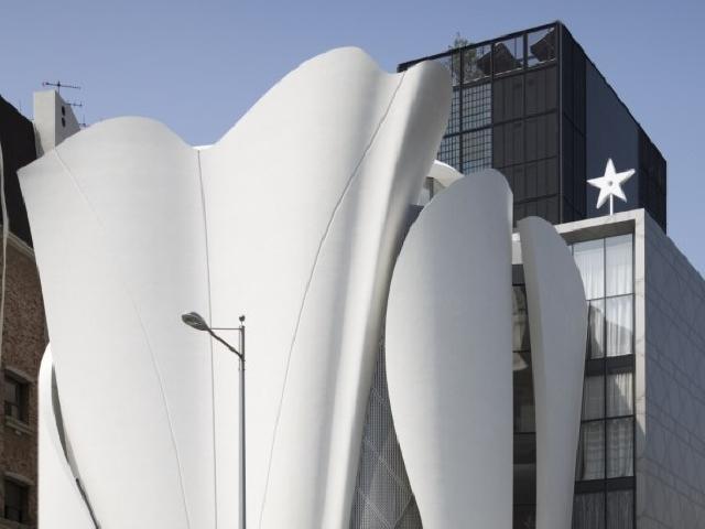 <strong>DIOR</strong> FLAGSHIP STORE / CHRISTIAN DE PORTZAMPARC