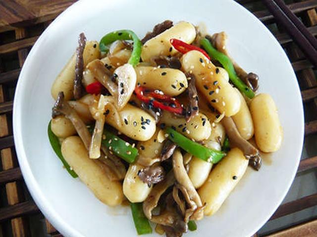 전통 간장 <strong>떡볶이</strong>! 소고기 궁중 <strong>떡볶이</strong>