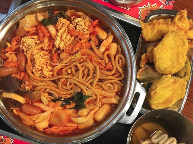 배터지게 먹자! 무한리필 홍대 <strong>맛집</strong> 베스트 10