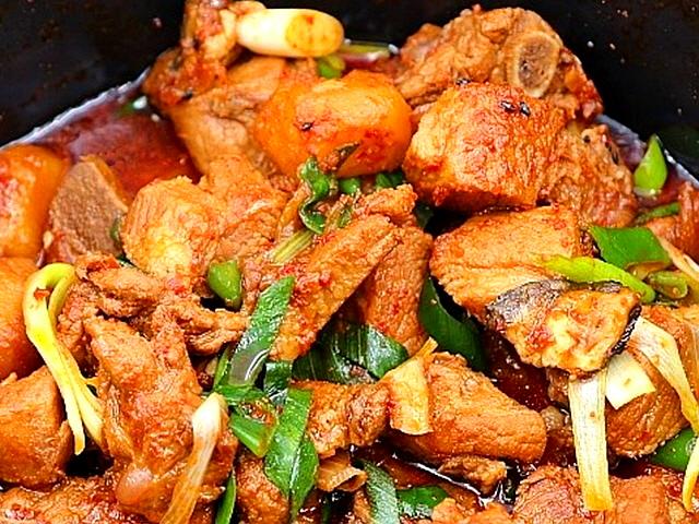백종원 돼지갈비<strong>볶음</strong>탕 진짜 진짜 맛있네!