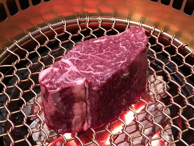 고소한 풍미의 프리미엄 한우 맛집 신흥 강자
