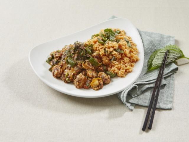 겨울입맛 살려줄 ‘깻잎<strong>꼬막</strong>무침’