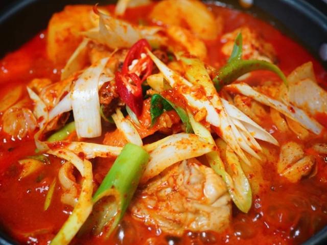 소주 친구, 밥 도둑! 인생 닭볶음탕 맛집