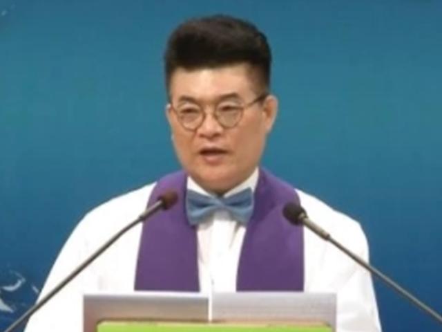 경영권 <strong>승계</strong> 앞둔 보람상조 회장님이 목사로 변신한 까닭