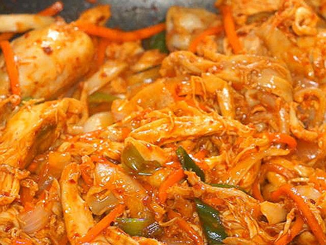 깡통시장에서 먹던 그 닭요리! 닭<strong>두루치기</strong>