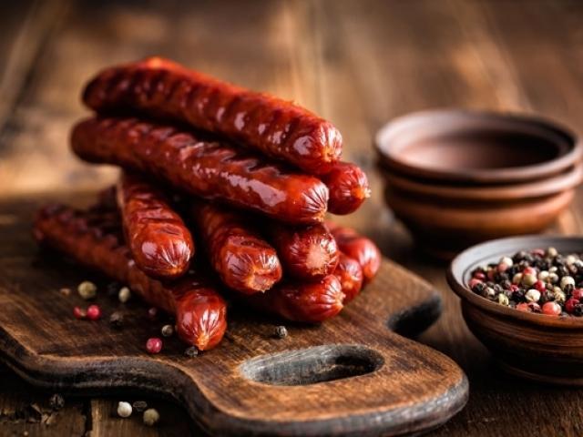 한국인 햄·고기 섭취량 하루 평균 79.8g, 3.2%는 고섭취군 위험.
