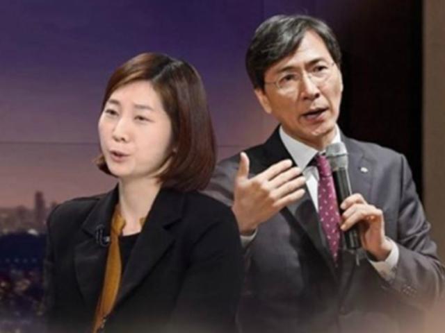 안희정 덮친 시기 <strong>김지은</strong>의 'ㅋㅋㅋㅋㅋ'문자 "기분 좋을 때 습관" 법정증언