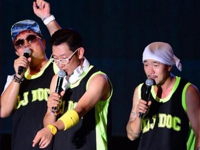 <strong>DJ DOC</strong> 한국당 디스하며 부른 '삐걱삐걱' 가사 봤더니