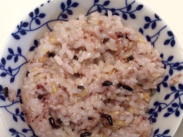 칼로리가 줄어든다는 '<strong>찬밥</strong> 다이어트'…그 진실은?