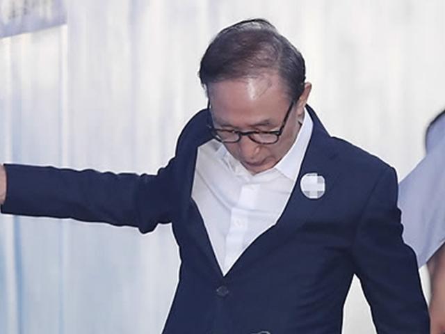 이명박 전 대통령, <strong>수면 무호흡증</strong> ·당뇨 등 건강 악화로 서울대병원 입원