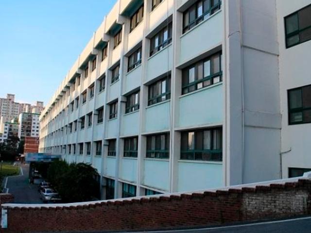 '남교사 10명중 4명이 성폭력' 광주 D여고는 왜 이 지경이 됐나