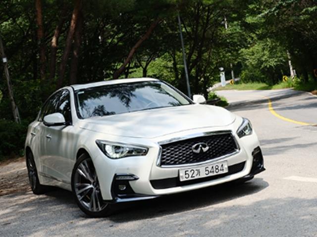 인피니티 Q50 블루 스포츠, <strong>기술</strong>의 발전으로 이어지는 드라이빙 감각