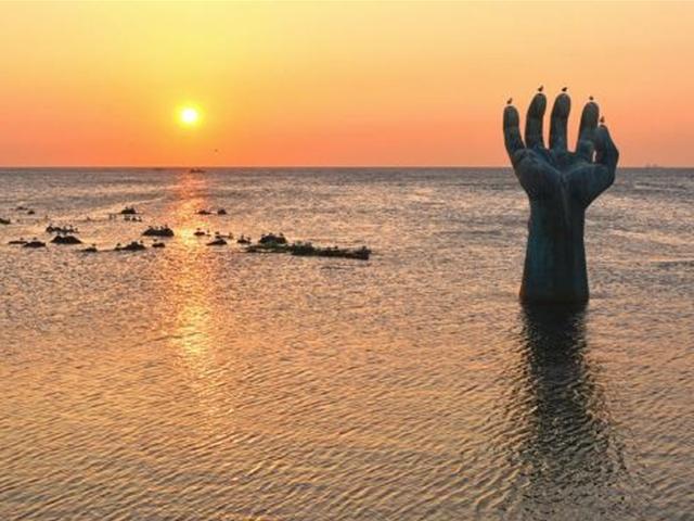8월의 <strong>해맞이</strong>, 행복한 희망의 1일