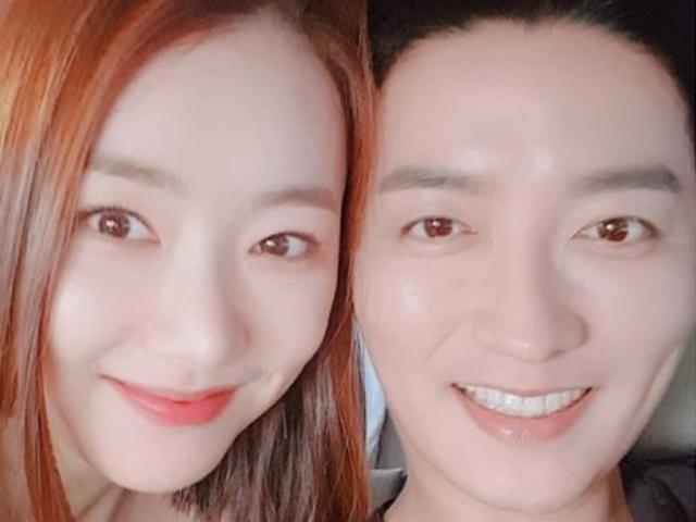 "쌍둥이같지 않나요?" <strong>소이현</strong>♥인교진, 다정한 부부