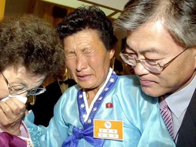 14년 전, <strong>문재인</strong> <strong>대통령</strong>도 금강산에 있었다