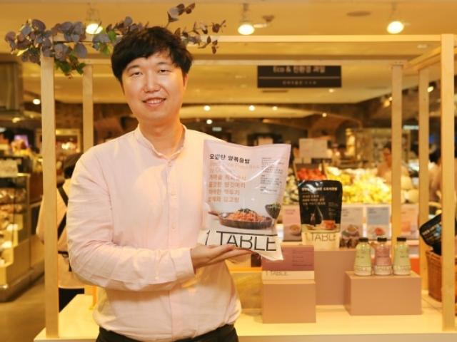 “낮은 가격에, 유명 맛집 <strong>조리법</strong> 버무려 성공했죠”
