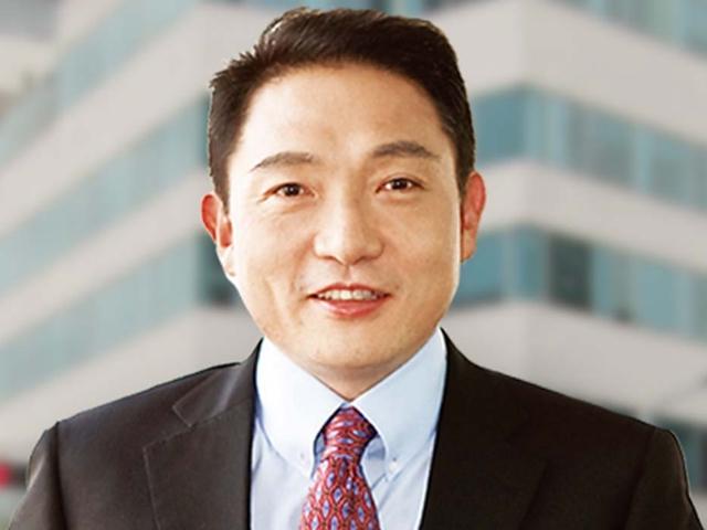 [취재N팩트] "미친 XX" 대웅제약 윤재승 회장, 상습 욕설..."경영 사퇴"