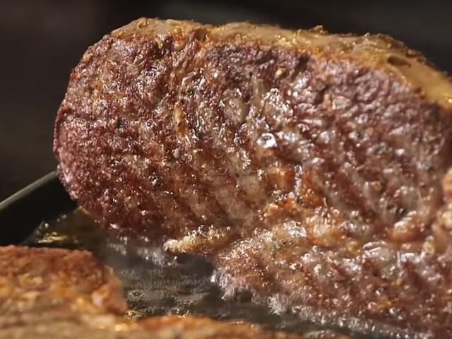 대식 요정의 대식 먹방, 돈가스<strong>스파게티</strong>스테이크