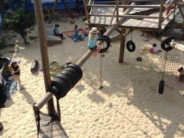 그네·미끄럼틀 없는 놀이터? 아이들은 더 신났다