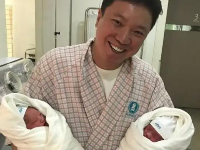 정성화, 다둥이 아빠 됐다..오늘 아내 <strong>쌍둥이</strong> 출산