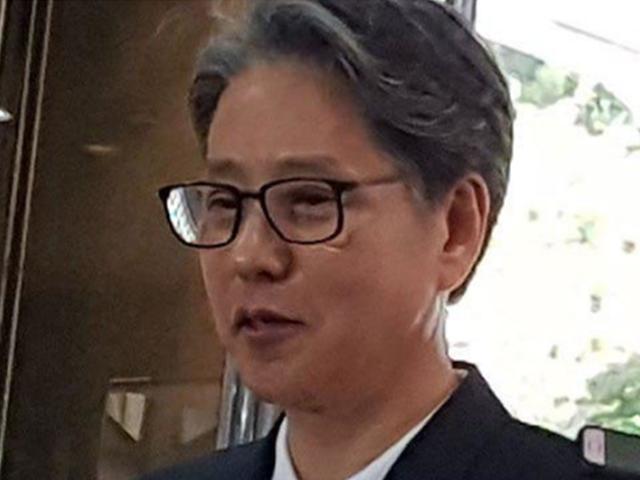 '혐의 부인' 담철곤 <strong>오리온</strong> 회장, 경찰 출석에도 '여유'