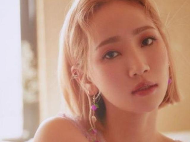 <strong>예은</strong> "父 200억 사기·성추행, 결코 용납 못해요" 눈물