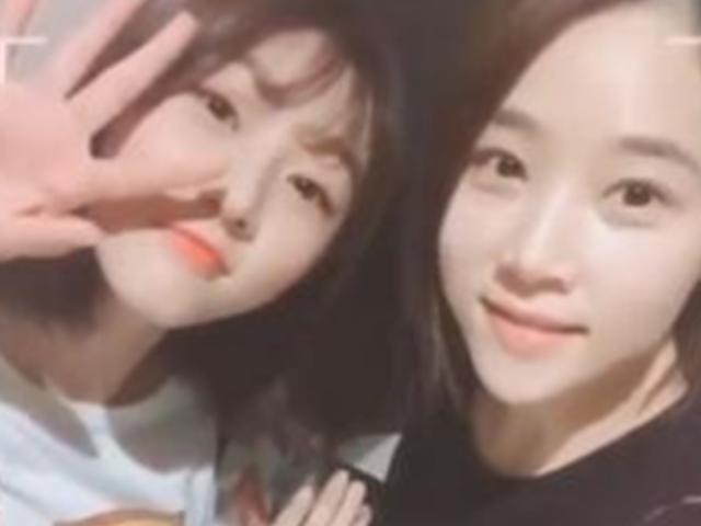 <strong>김새론</strong> <strong>엄마</strong> 맞아? 언니라고 해도 믿겠네
