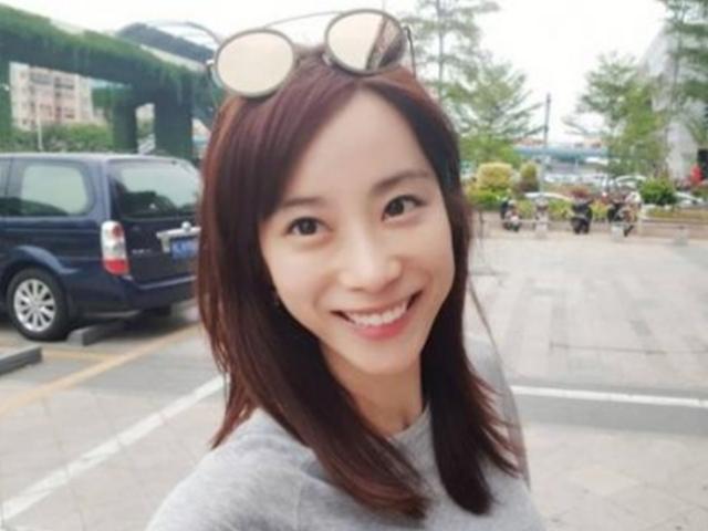쥬얼리 출신 <strong>조민아</strong> "11월, 빵집 운영 종료..건강 최악이지만 최선 다할것"