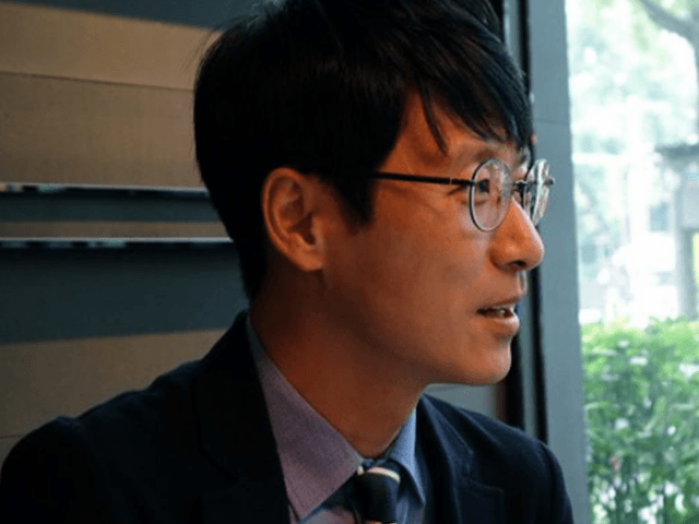 "SNS 프로필에 '짜증 나' 적는 신입사원 안타까워"