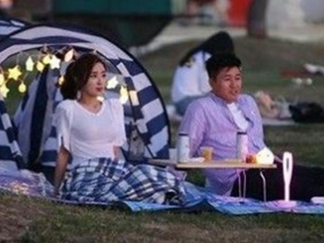 ‘연애의 맛’ 김종민♥<strong>황미나</strong>, 한강 데이트 ‘핑크빛 분위기’