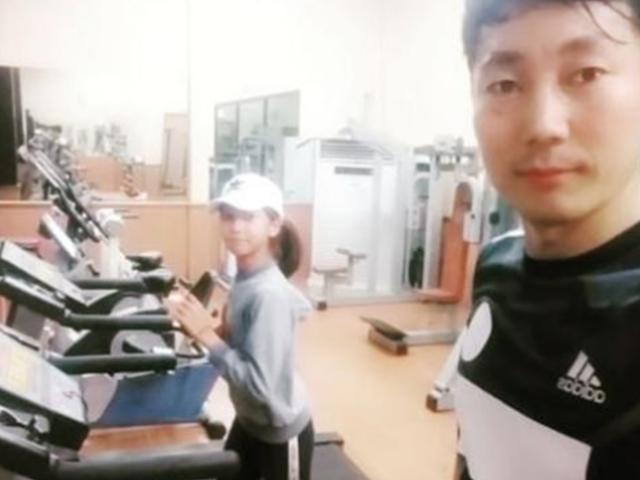 송종국, 박잎선 심경고백 속 근황공개 ‘딸과 운동 중’