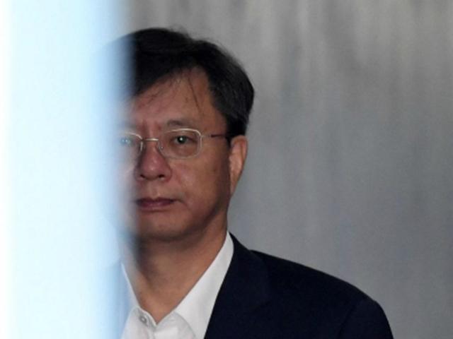 검찰을 겨냥했다 미완이 된 경찰의 <strong>우병우</strong> 수사